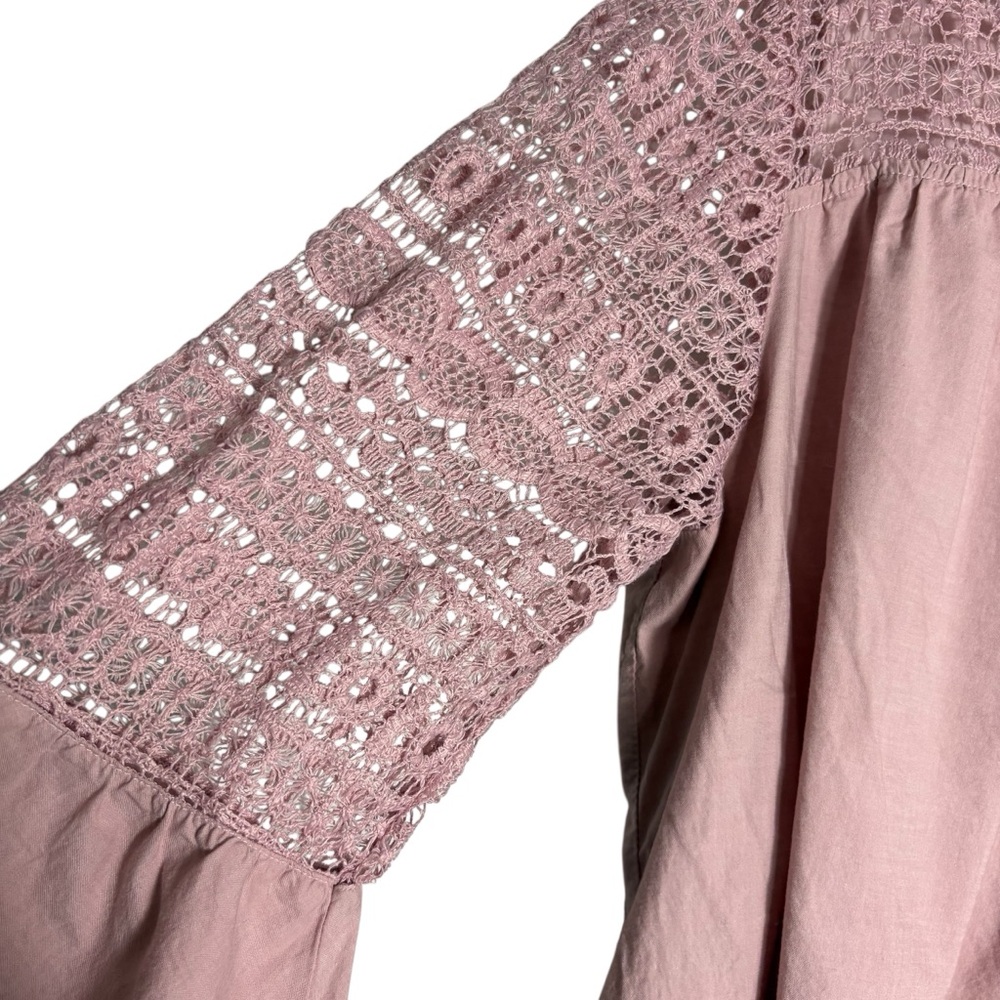 LANE BRYANT Lace Bell Sleeve Cotton Blouse Size 18/20 — FEMININE & ROMANTIC - Picture 6 of 8